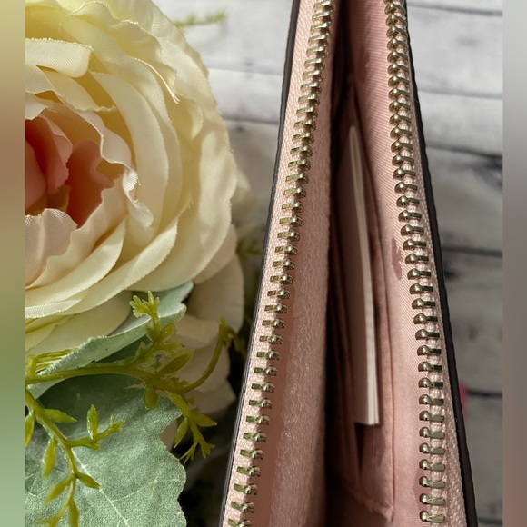 NWT Kate Spade zip wristlet clutch pink - Picture 4 of 6